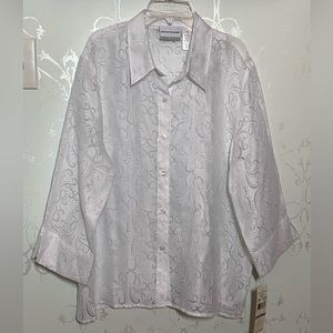 🐙Gorgeous white octopus semi sheer blouse by Alfred Dunner size 18 petite